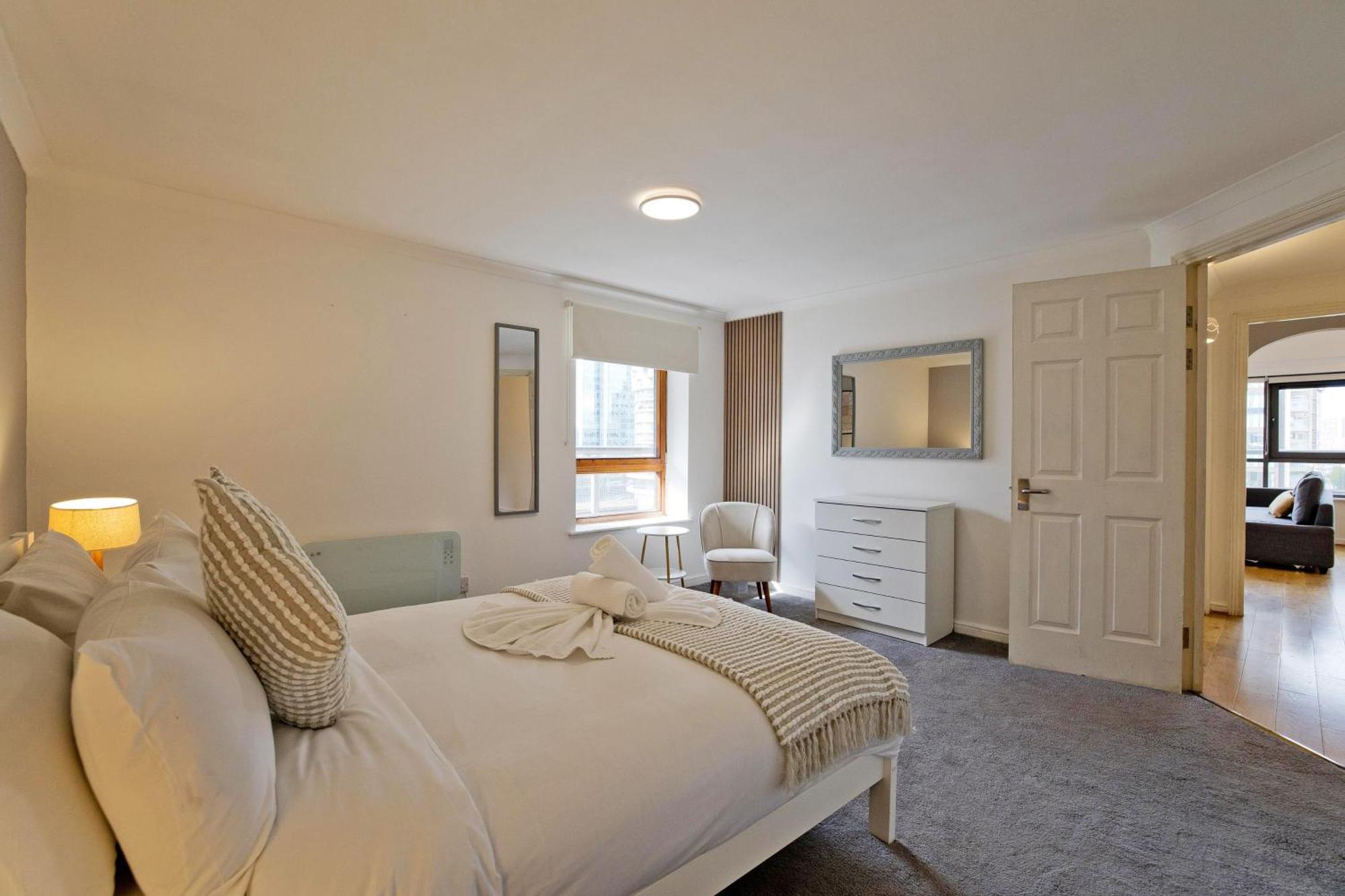 Imperial Meridian Place Apartment Лондон Екстер'єр фото