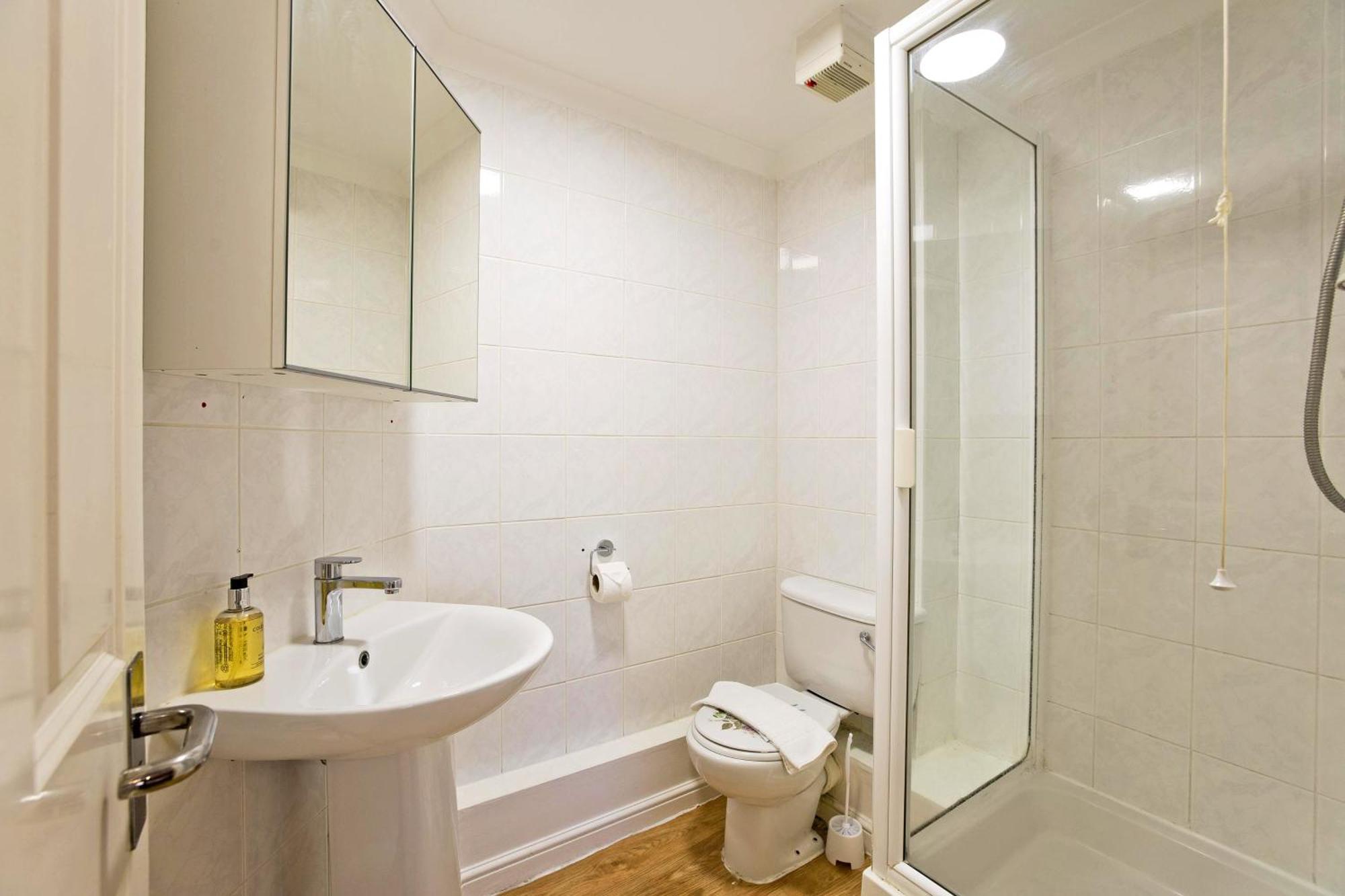 Imperial Meridian Place Apartment Лондон Екстер'єр фото